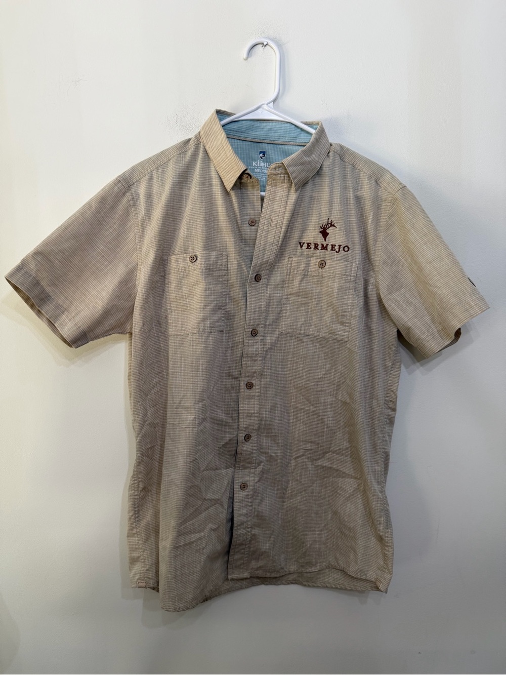 Kuhl Karib Button Up Vermejo Logo Shirt Size Beige Wood Buttons Outdoors Men’s M
